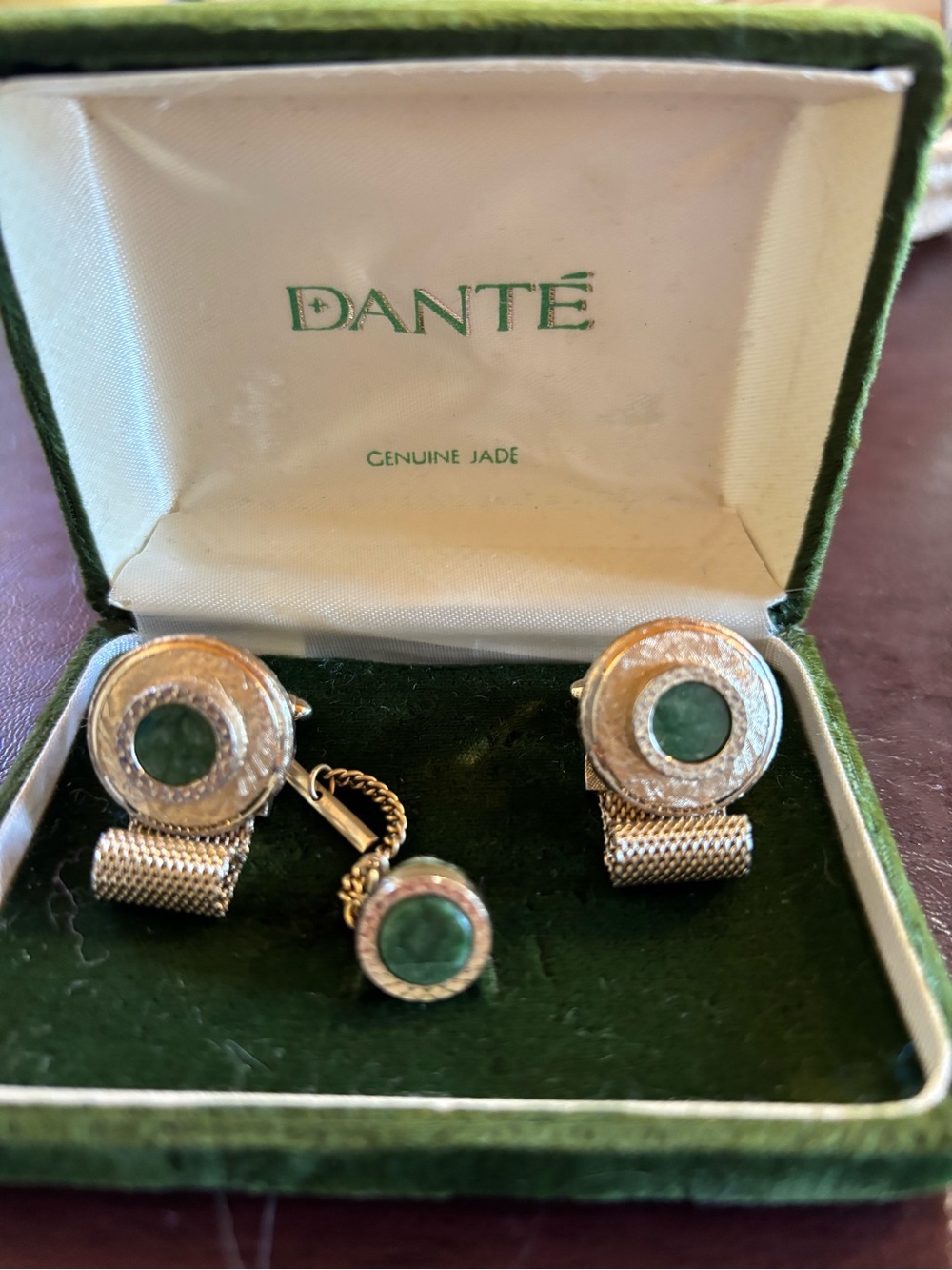 Vintage Dante gold tone mesh wrap around cuff link, tie tack set Gen Jade